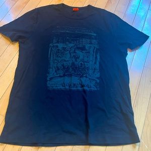 HUGO BOSS.  NEW YORK  Men’s size xxl (fits like an XL), T-shirt